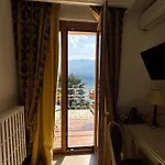 San Marino Hotel