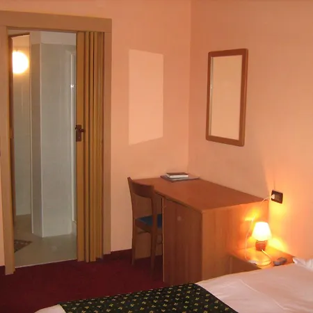 Hotell San Marino Laglio